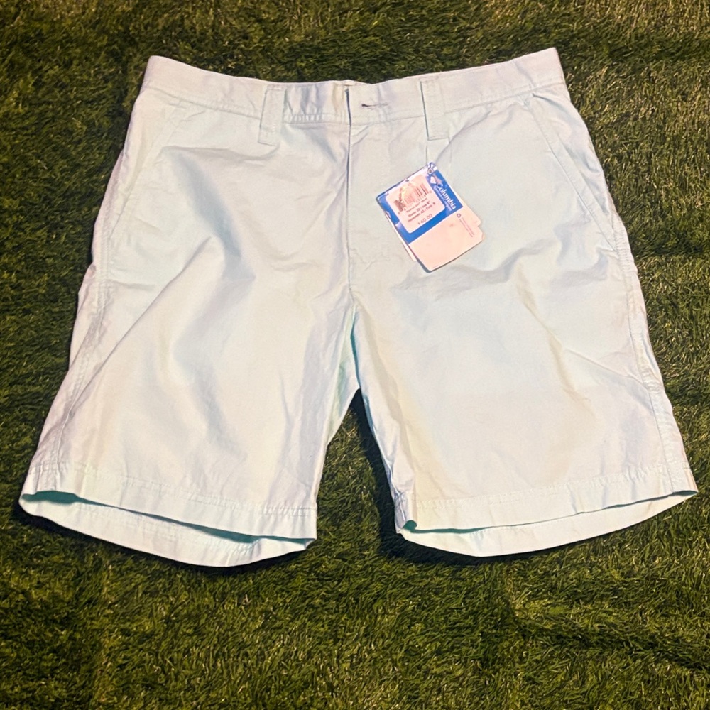 NWT Columbia Washed Out Light Blue Shorts Size 32